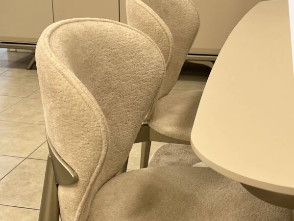 Duru maxi sandalye yakın çekim